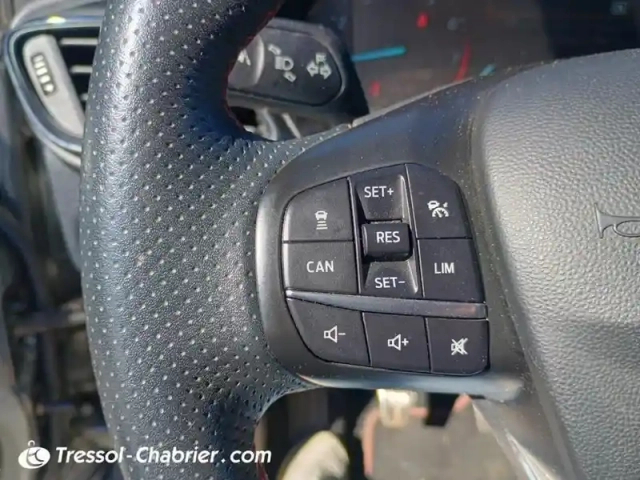 Ford Fiesta 1.0 ecoboost 95 ch s&amp;s bvm6 st-line — photo 19