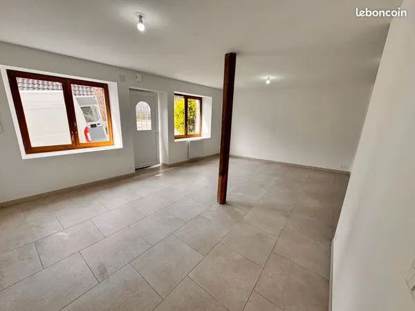 Grand studio 41 m² refait à neuf - Saint-Rabier - Libre 1er novembre