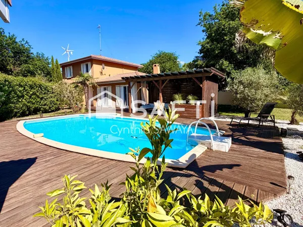 Superbe maison au calme sur belle parcelle avec piscine, garage, ateliers et dépendance T2
