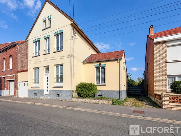 Immeuble 6 pièces 132 m²