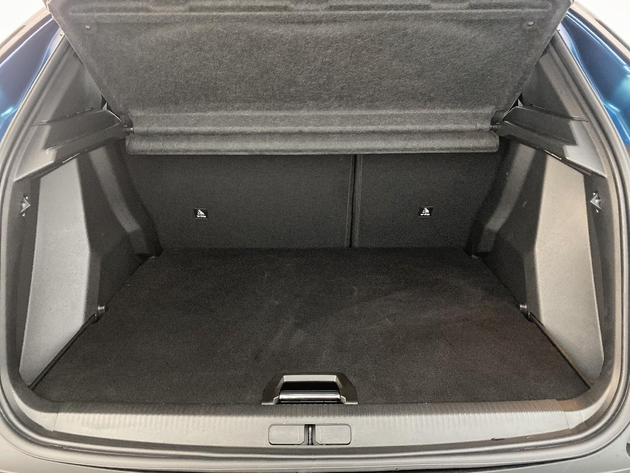 Peugeot 2008 hybrid 145 ch e-dcs6 allure — photo 6