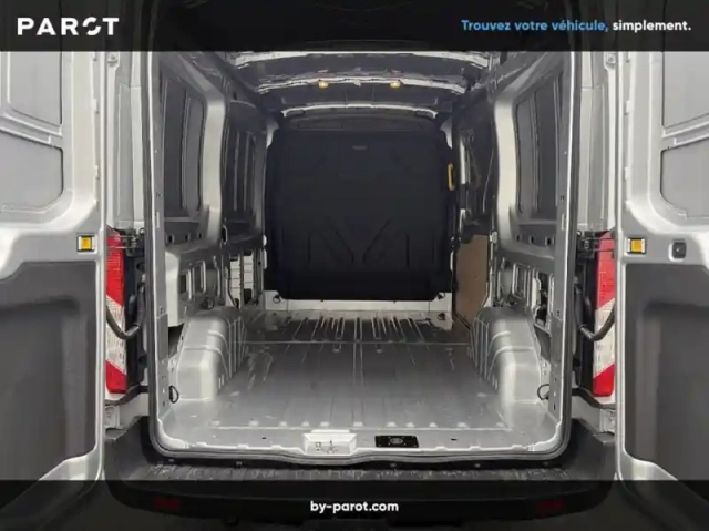 Ford Transit fourgon fg t310 l2h2 2.0 ecoblue 130ch bva8 trend — photo 3