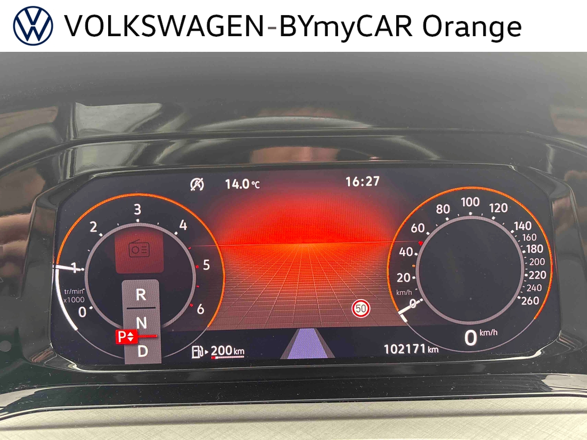 Volkswagen Golf 2.0 TDI SCR 116 DSG7 — photo 12