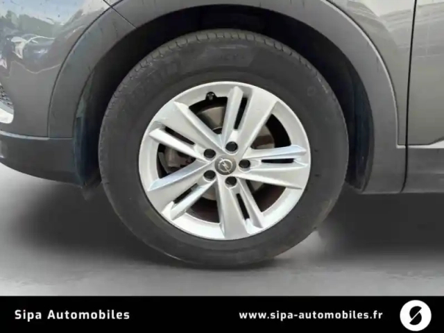 Opel Grandland X 1.2 turbo 130 ch — photo 9
