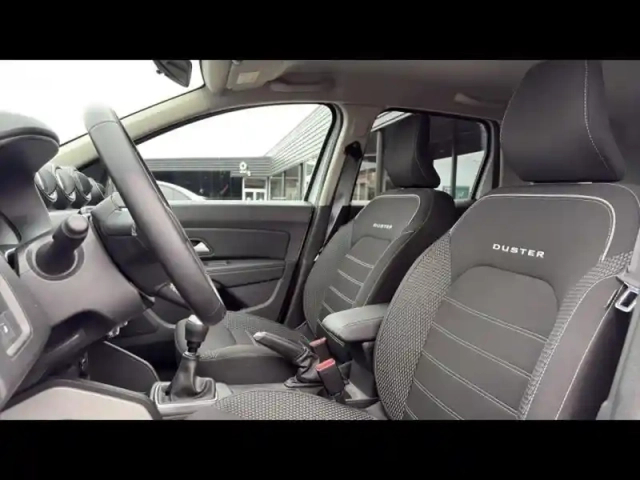 Dacia Duster 1.5 blue dci 115ch prestige 4x2 e6u — photo 12