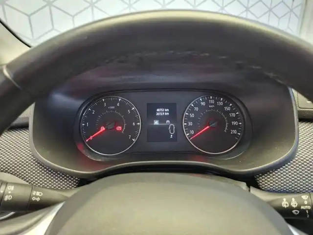 Dacia Sandero sce 65 - 22 — photo 9