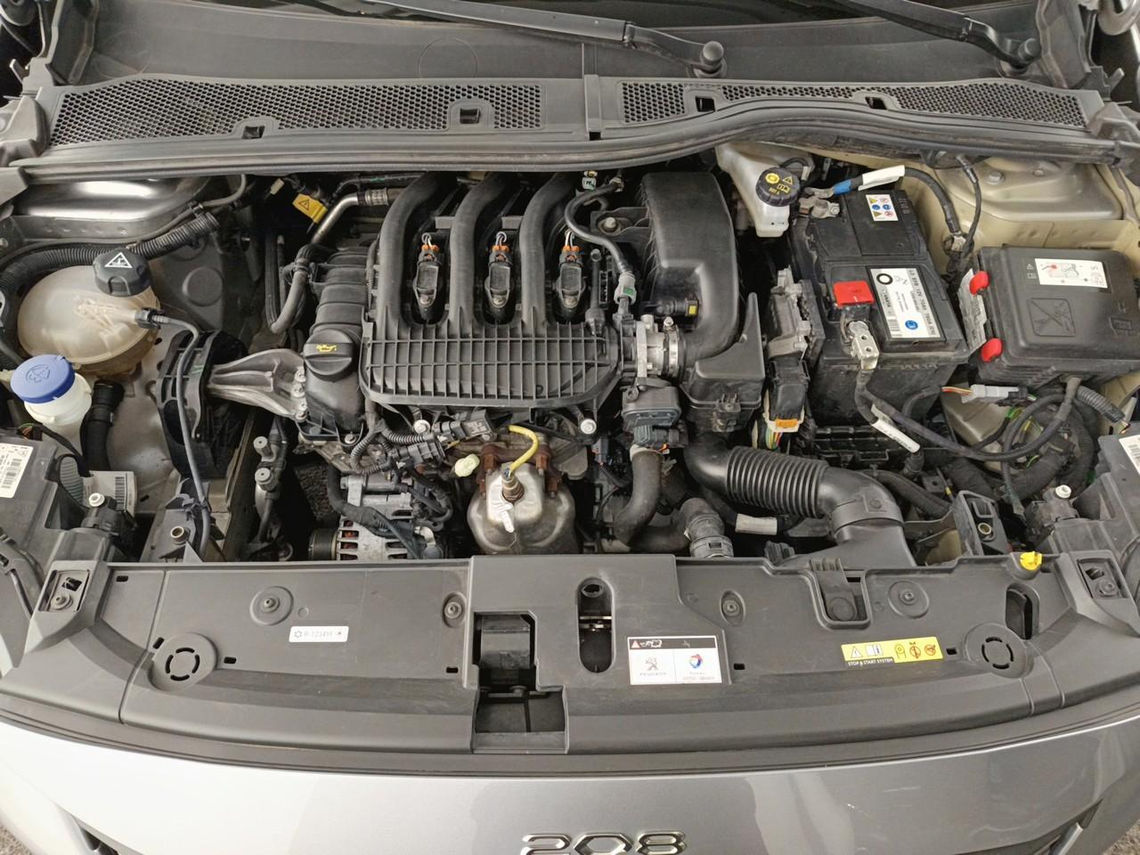 Peugeot 208 puretech 75 s&s bvm5 active pack — photo 14