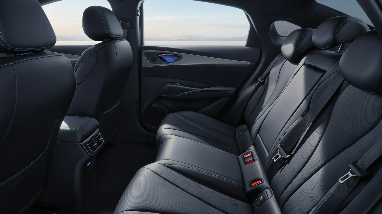 BYD Seal 6 Touring 1.5l DM-i 156 kW PHEV — photo 6