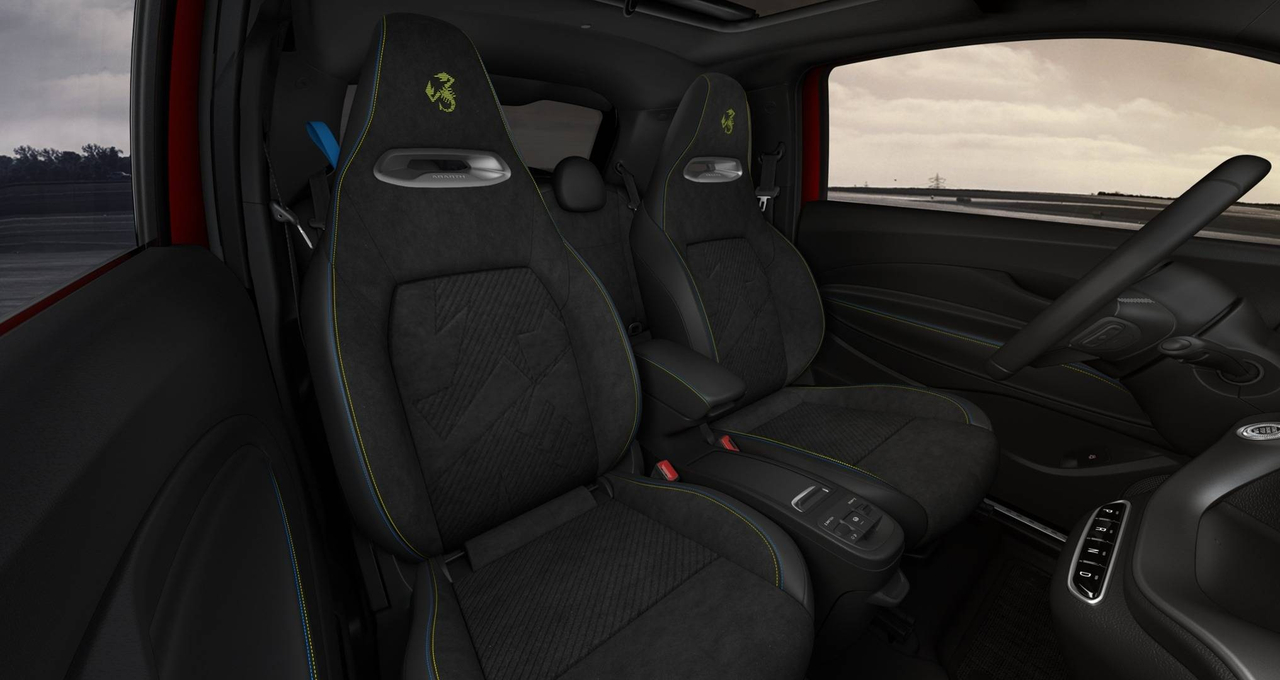 Abarth 500 e 155 ch — photo 11