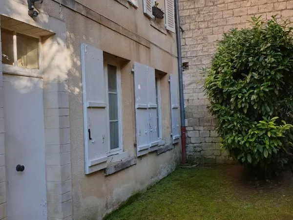 Studio meublé en centre ville