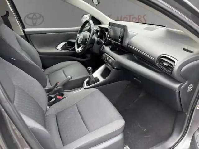 Toyota Yaris 120 vvt-i design — photo 15