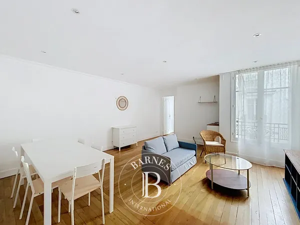 Le service location de la Maison BARNES vous propose ce bien :