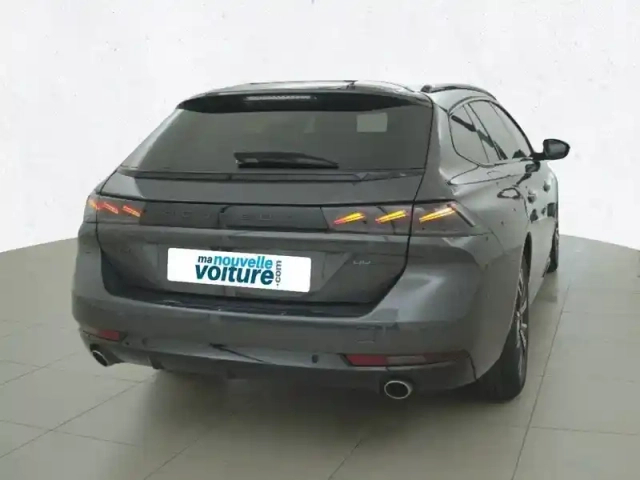 Peugeot 508 sw hybrid 180 e-eat8 — photo 8
