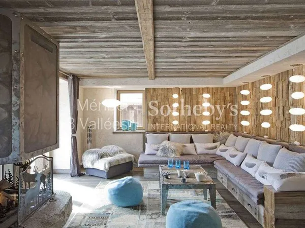Chalet 6 pièces 260 m²