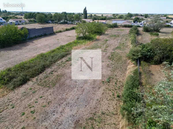 Terrain 3300 m² Puyravault
