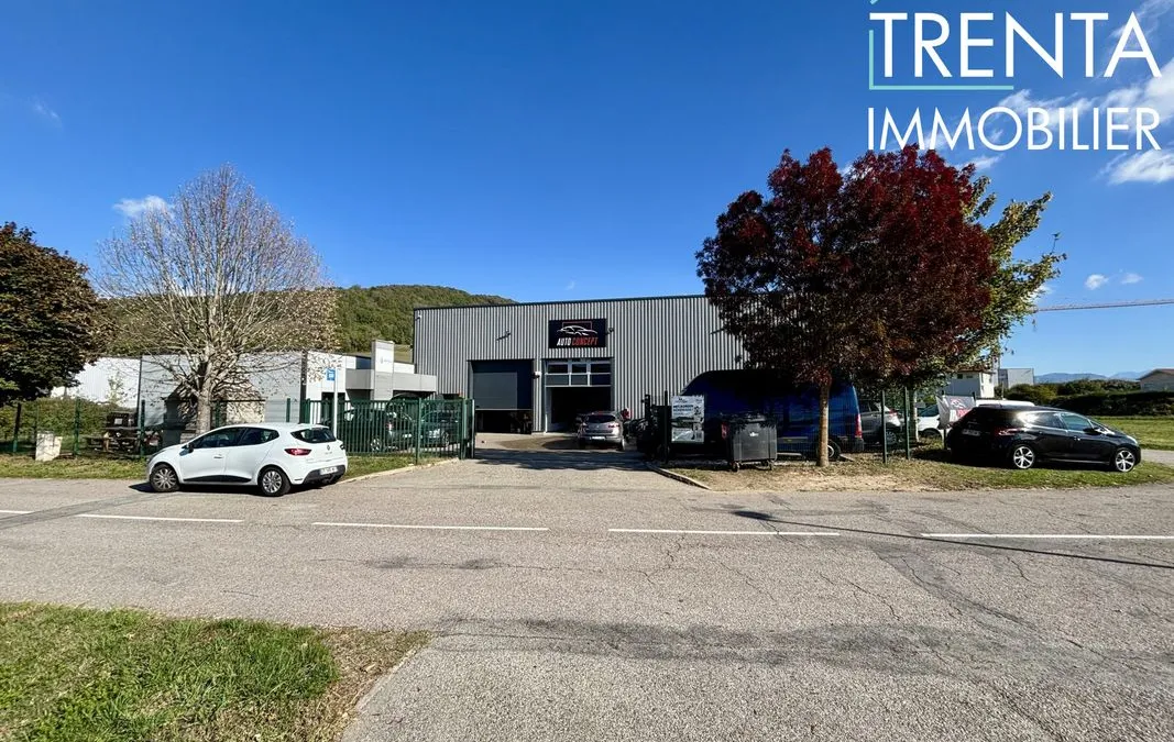 Photo 1