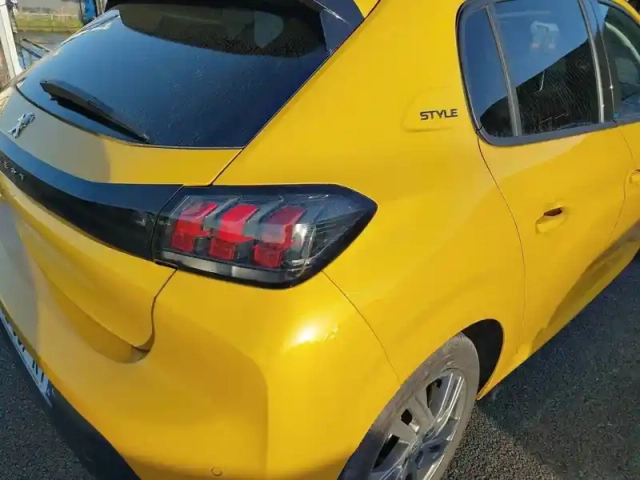 Peugeot 208 bluehdi 100 s&amp;s bvm6 — photo 57