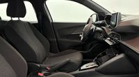 Peugeot 2008 1.2 Hybrid 145ch Style e-DCS6 — photo 15