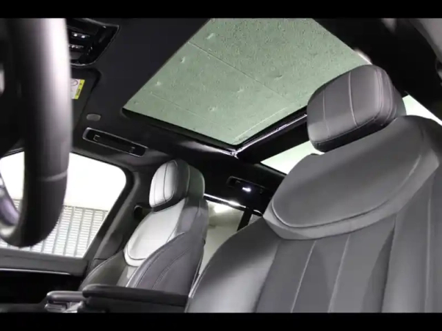 Land Rover Range Rover 3.0 p440e 440ch phev hse swb 28cv — photo 11