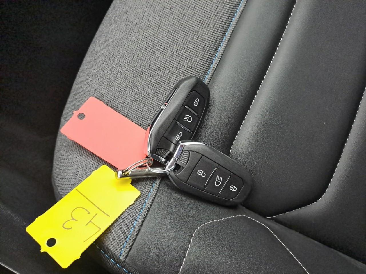 Citroën C4 puretech 130 eat8 max — photo 28