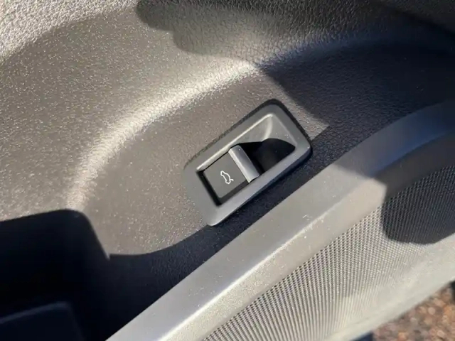 Audi Q5 40 tdi 190 s tronic 7 quattro — photo 14