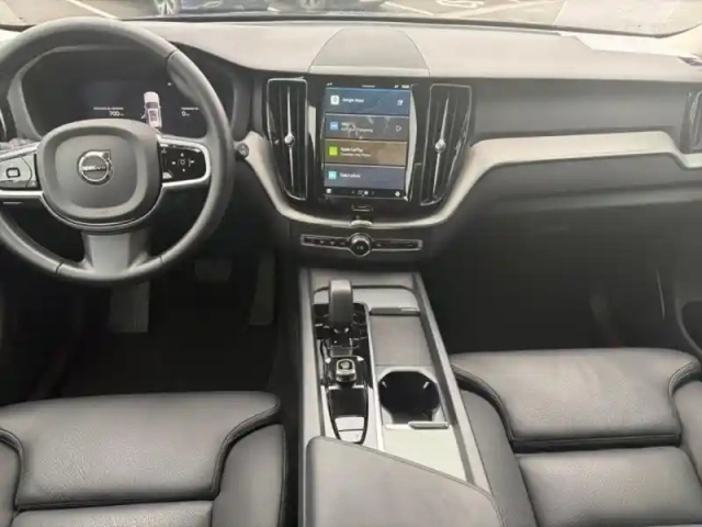 Volvo Xc60 t6 hybride rechargeable 253 + 145ch plus style dark geartronic 8 awd — photo 8