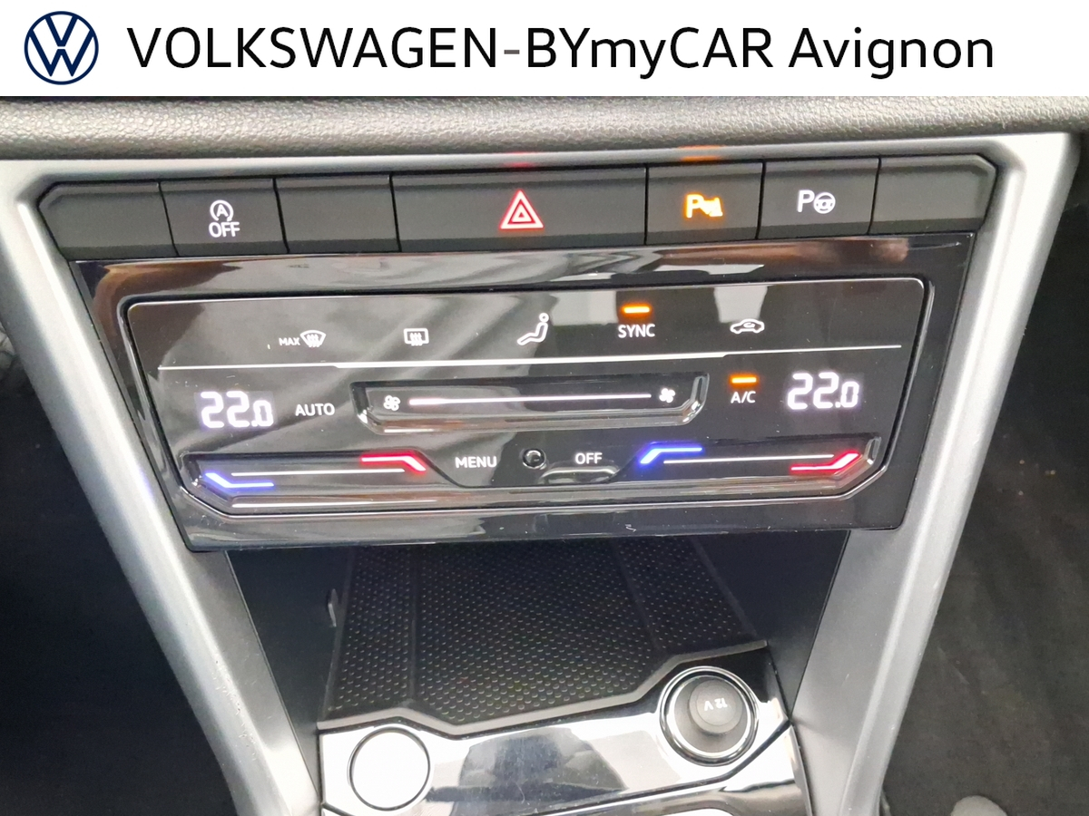 Volkswagen T-Roc 1.5 TSI EVO 150 Start/Stop DSG7 — photo 28