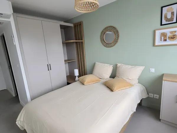 Loue chambre en colocation dans appartement