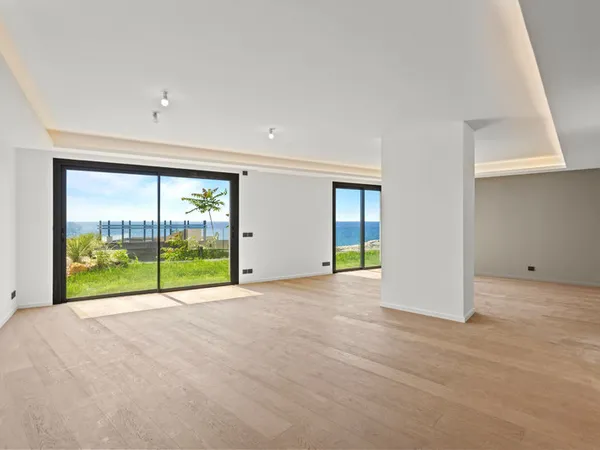 Appartement 4 pièces 183 m²