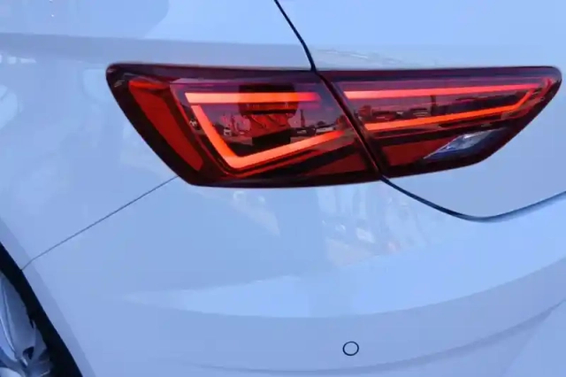 Seat Leon 1.0 ecotsi 115 start/stop dsg7 — photo 30