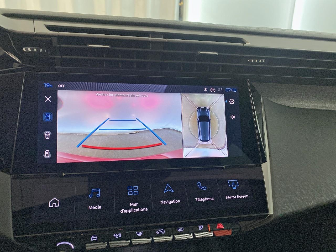 Peugeot 308 sw hybrid 145 e-dcs6 allure — photo 17