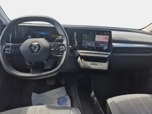 Renault Megane e-tech electric ev60 220ch equilibre super charge -b — photo 9
