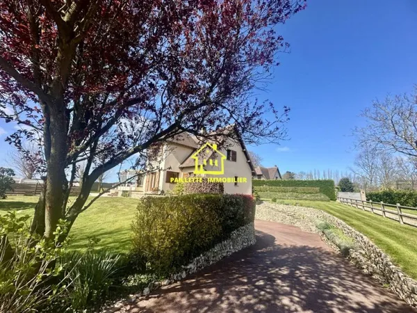 Maison 6 pièces 176 m²