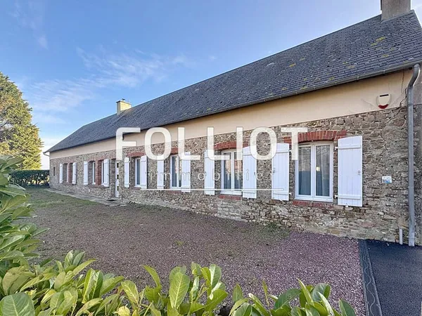 À vendre à CRÉANCES (50200)