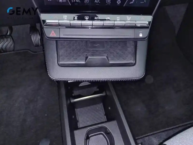 Renault Megane e-tech ev60 220 ch super charge — photo 29