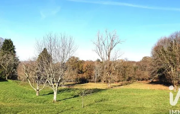Terrain 1777 m²