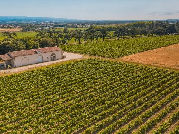 Bâtiment agricole de caractère de 340 m2 en parfait état
