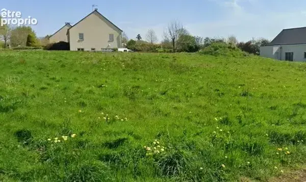 Terrain 780 m²