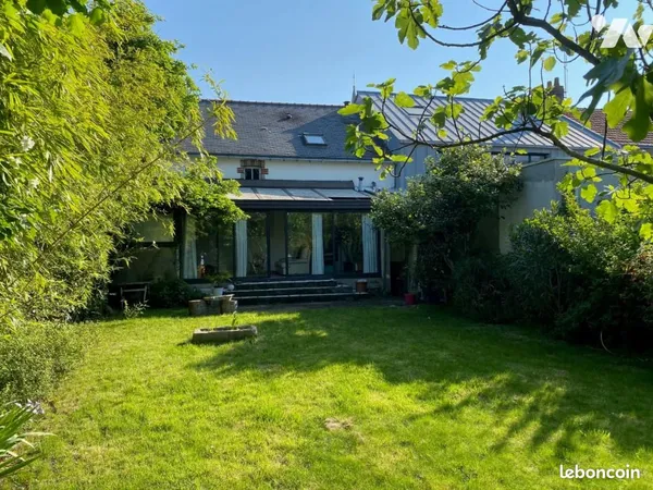 Maison 7 pièces 143 m²