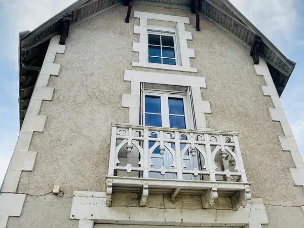 Maison 9 pièces 215 m²