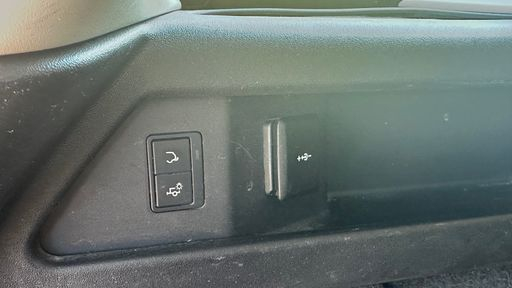 Land Rover Discovery Sport P300e 309 PHEV 4x4 BVA8 - Sport Mark Vi – 2021 – 120194 km – Hybride rechargeable – Boîte Automatique — photo 30