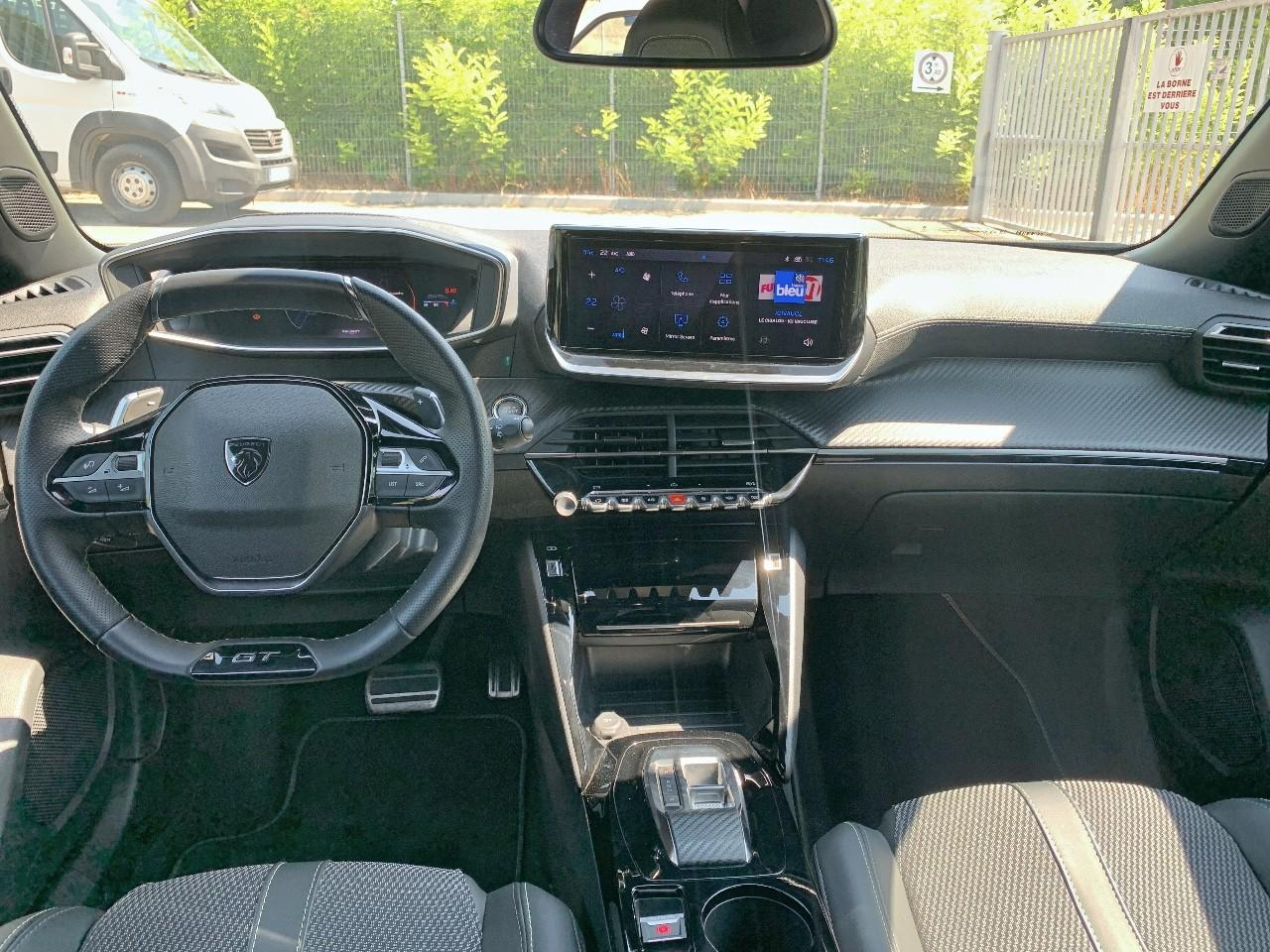Peugeot 2008 1.2 hybrid 145ch gt e-dcs6 — photo 8