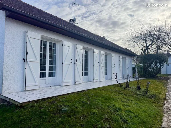 Jolie maison meublée à troyes avec jardin et deux chambres. Disponible dès maintenant