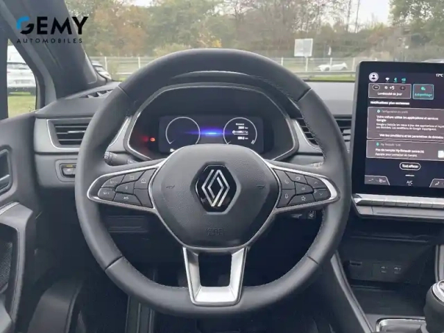 Renault Captur tce 90 ch — photo 32