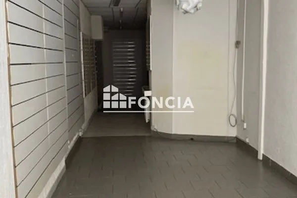 Appartement 1 pièce 55 m²