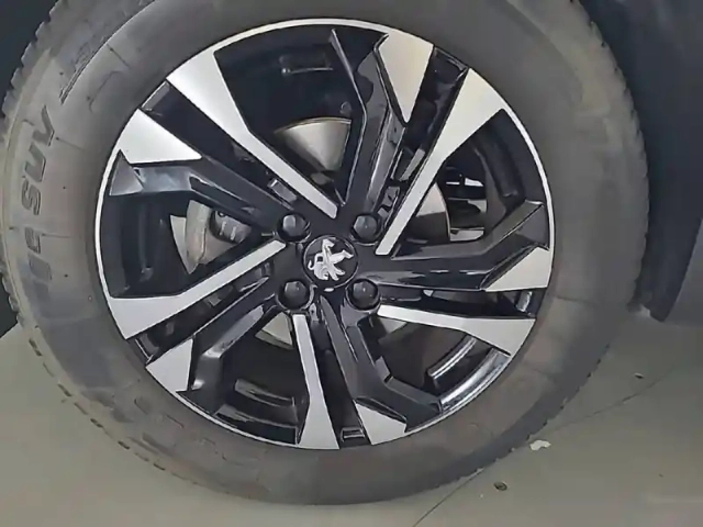 Peugeot 2008 puretech 130 s&amp;s eat8 — photo 53