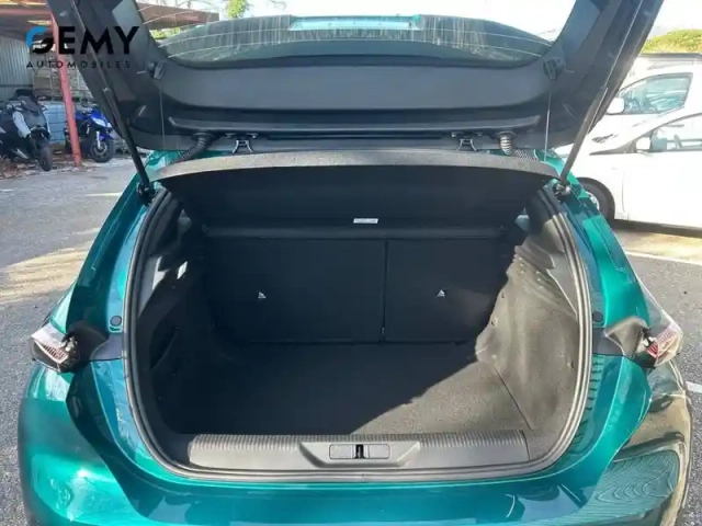 Peugeot 308 hybrid 145 e-dcs6 — photo 6