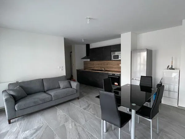 T3 récent meublé avec terrasse, garage et cave, Le Bourget-du-Lac