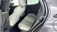Toyota Yaris 116h Iconic 5p MY22 — photo 13