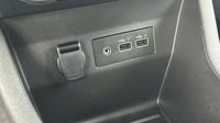 Renault Clio 1.5 Blue dCi 100ch Evolution - 24 — photo 19
